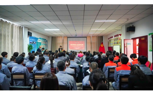 乘風(fēng)破浪啟新程，誓言鏗鏘擔(dān)使命 &mdash;&mdash; 銀川伊百盛管理層履職宣誓暨目標(biāo)責(zé)任簽訂儀式圓滿舉行