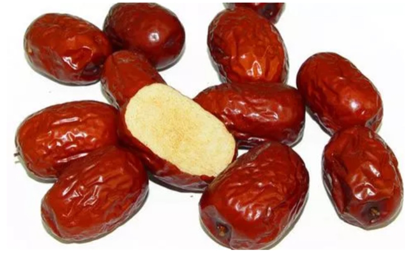 紅棗和它一起泡，每天一杯，濕氣消，臉色更紅潤！